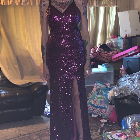Prom dress - Picture 6 of 16
